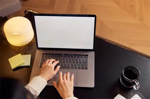 给手机充电用什么方式好